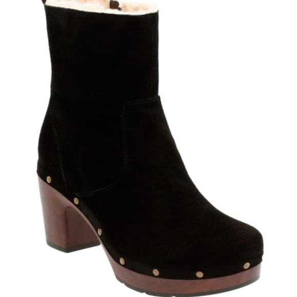 clarks clog boots